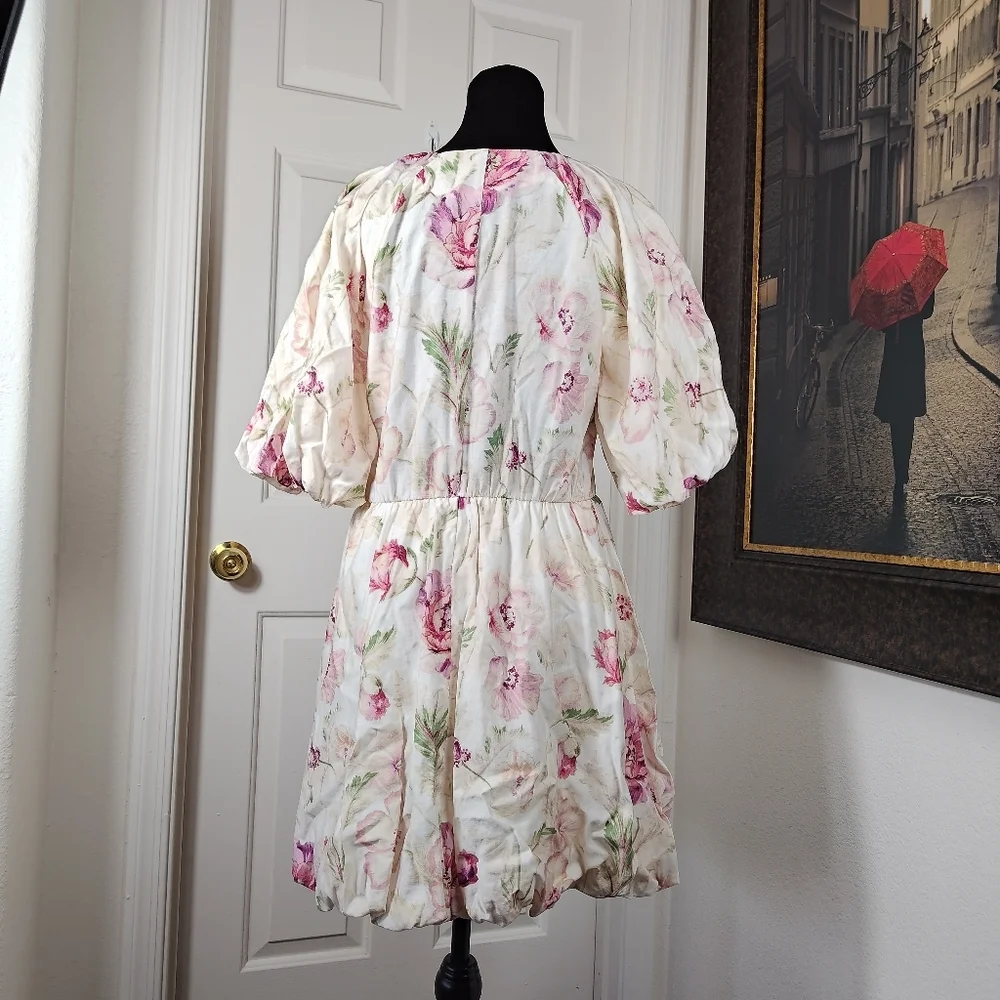 H&M Bubble Hem Floral Dress In Cream/Pink floral Size Small - Picture 6 of 13